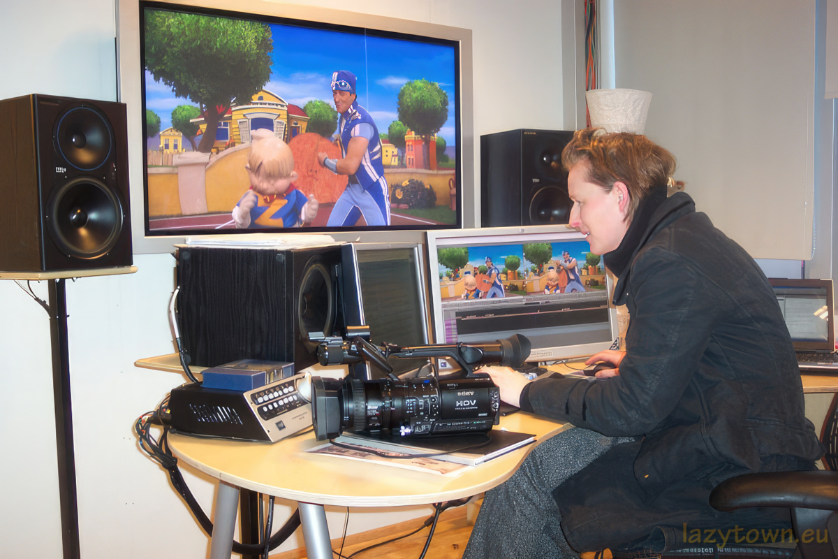 Studio rooms computer rooms 005