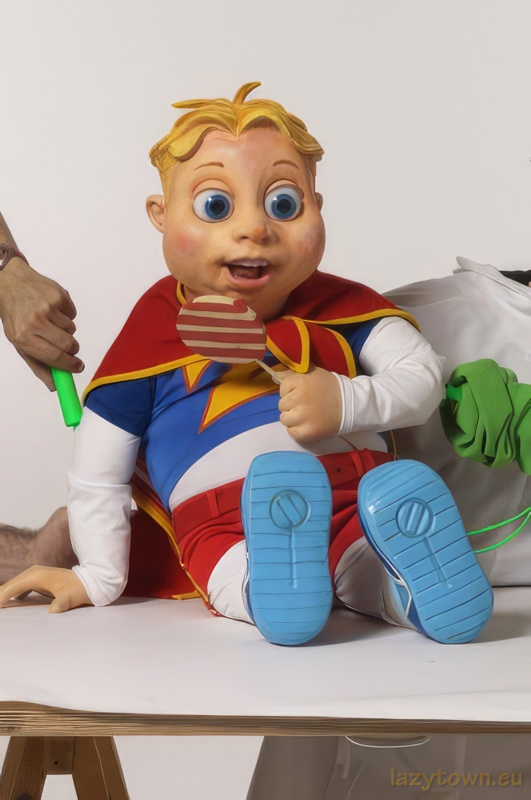 Pilot behind the scenes 01