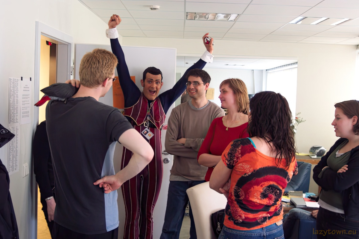 African Grey parrot visiting LazyTown