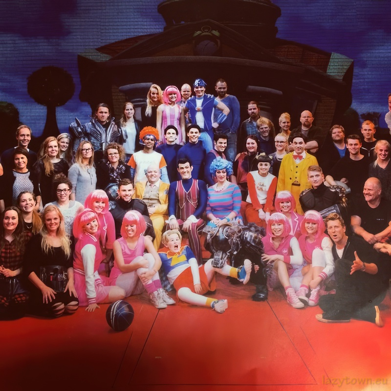 Behind the scenes photoshoot crew 014