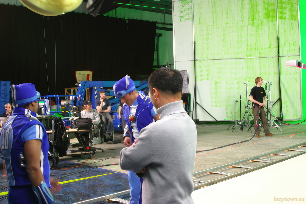 Behind the scenes stunt teams set reelstunts joe eigo tommy chang 20 H800px